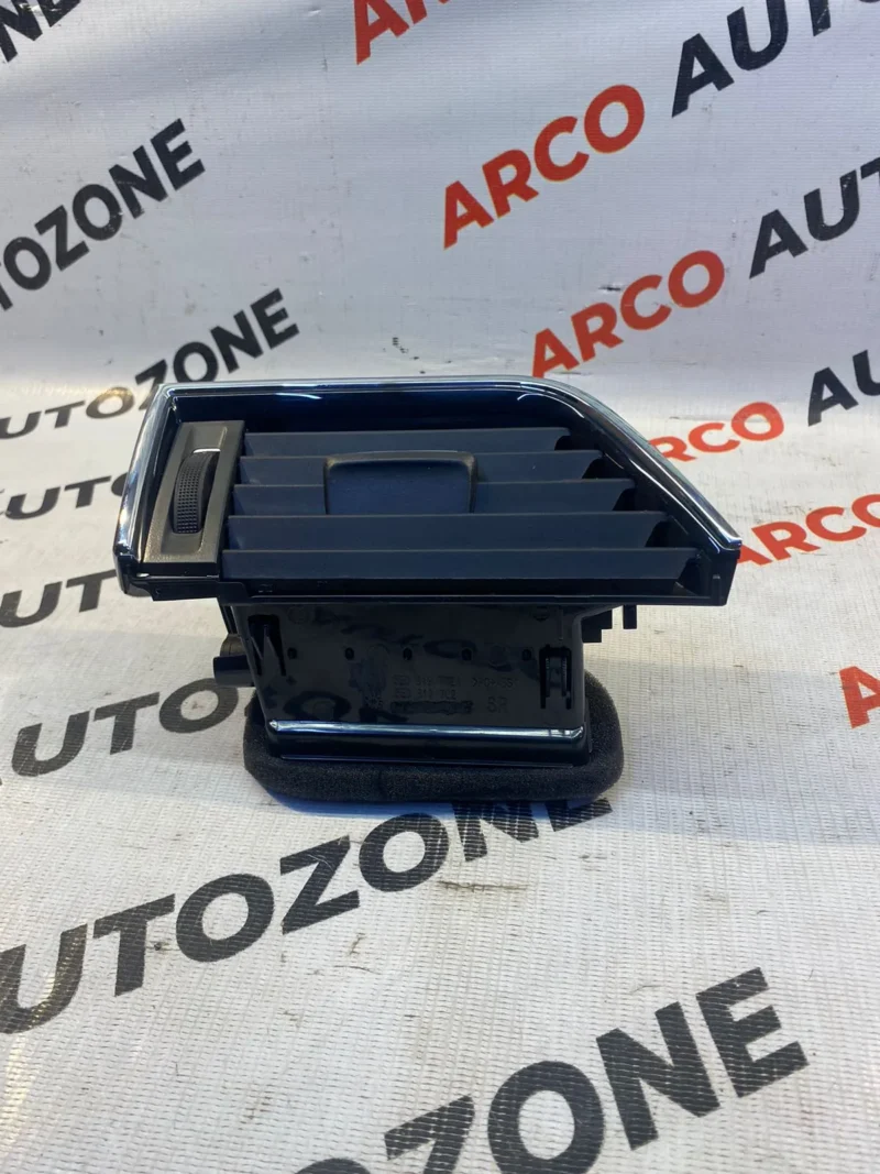 AC VENT RIGHT SIDE SKODA OCTAVIA 2013 5E3 IMPORTED 5E0819702 - Image 2