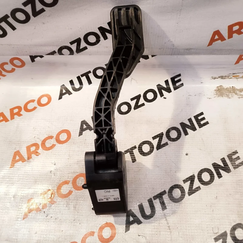ACCELETOR PADLE RENAULT KWID RENAULT 180104150R - Image 3