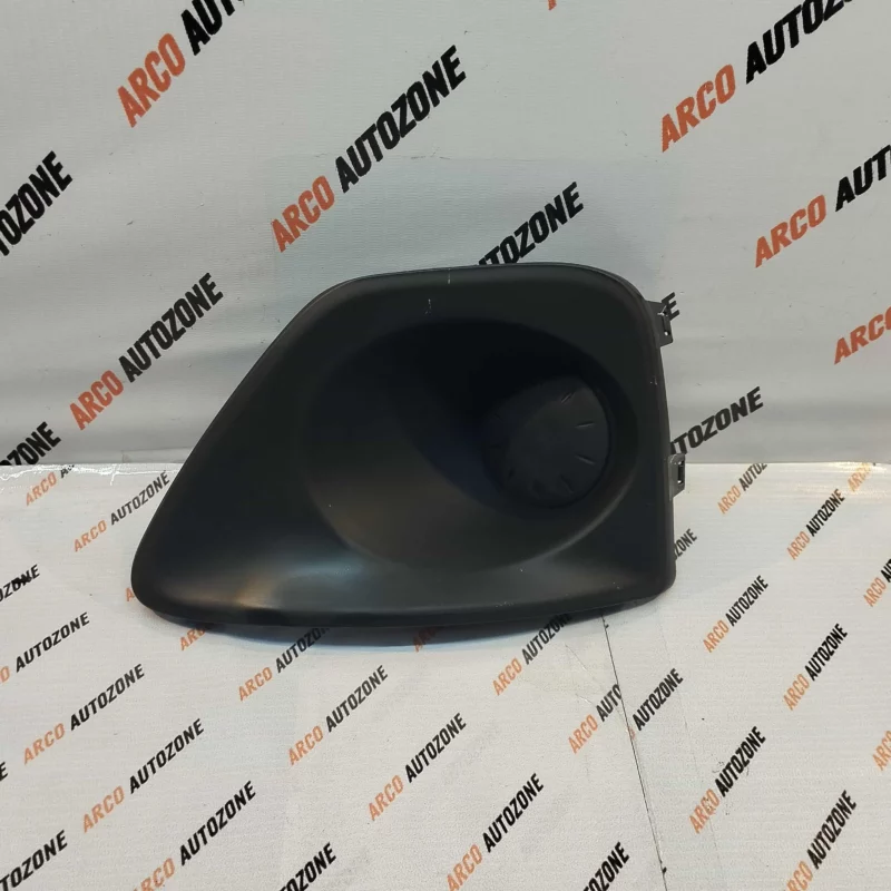 MARUSTI SUZUKI ALTO K10 GEN 2 PAK  OE 71761M67P005PK FOG LAMP COVER LEFT SIDE