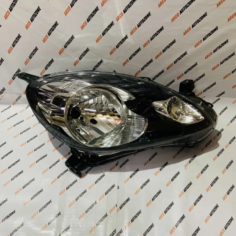 HONDA AMAZE 1ST GEN LUMAX 148HLUAMZR HEAD LIGHT RIGHT SIDE