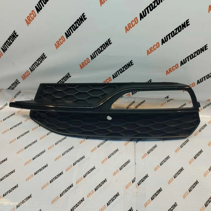AUDI A3  HOLE FOG LAMP COVER LEFT SIDE 8V3807681