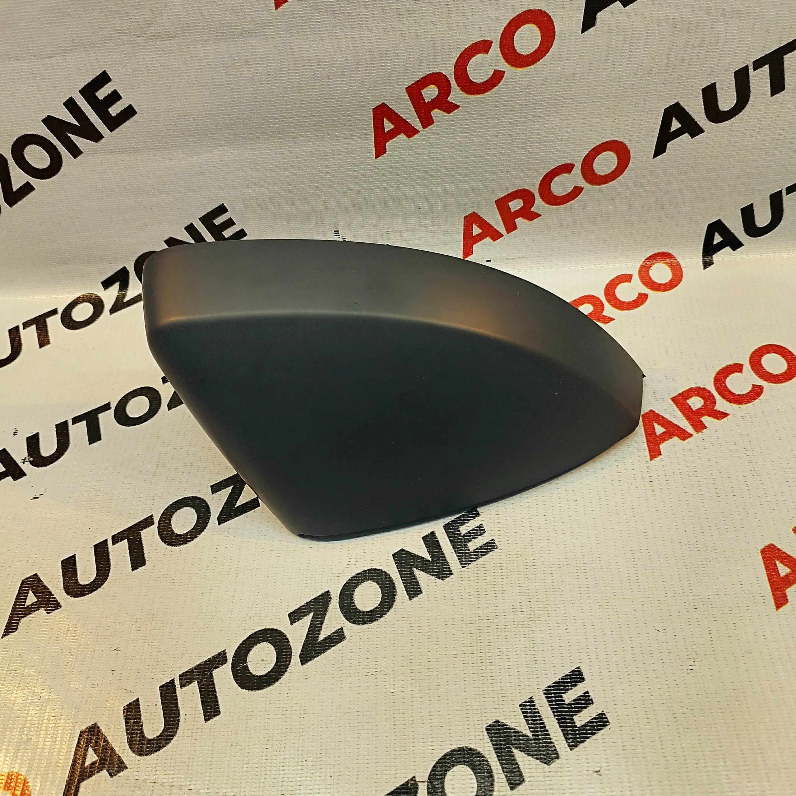 AUDI A3 SIDE GLASS COVER LEFT SIDE