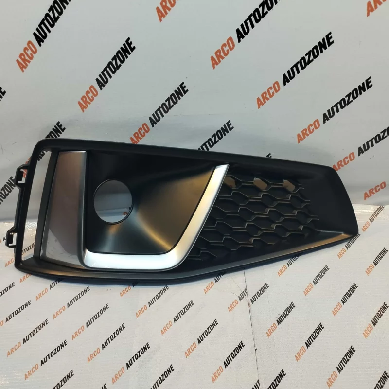 AUDI A4 NEW 4WD807682J FOG LAMP COVER RIGHT SIDE