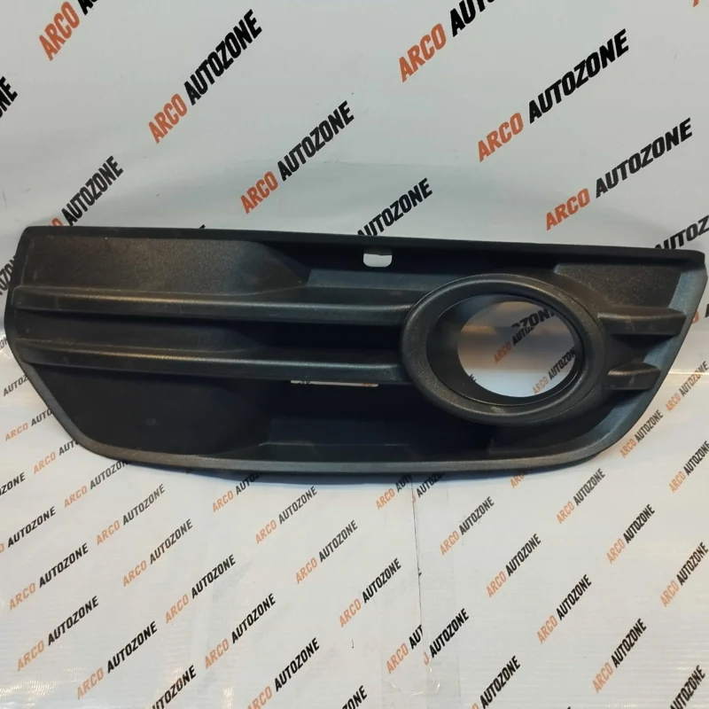 AUDI Q5 BLACK  GEN 1 FOG LAMP COVER LEFT SIDE 807681A