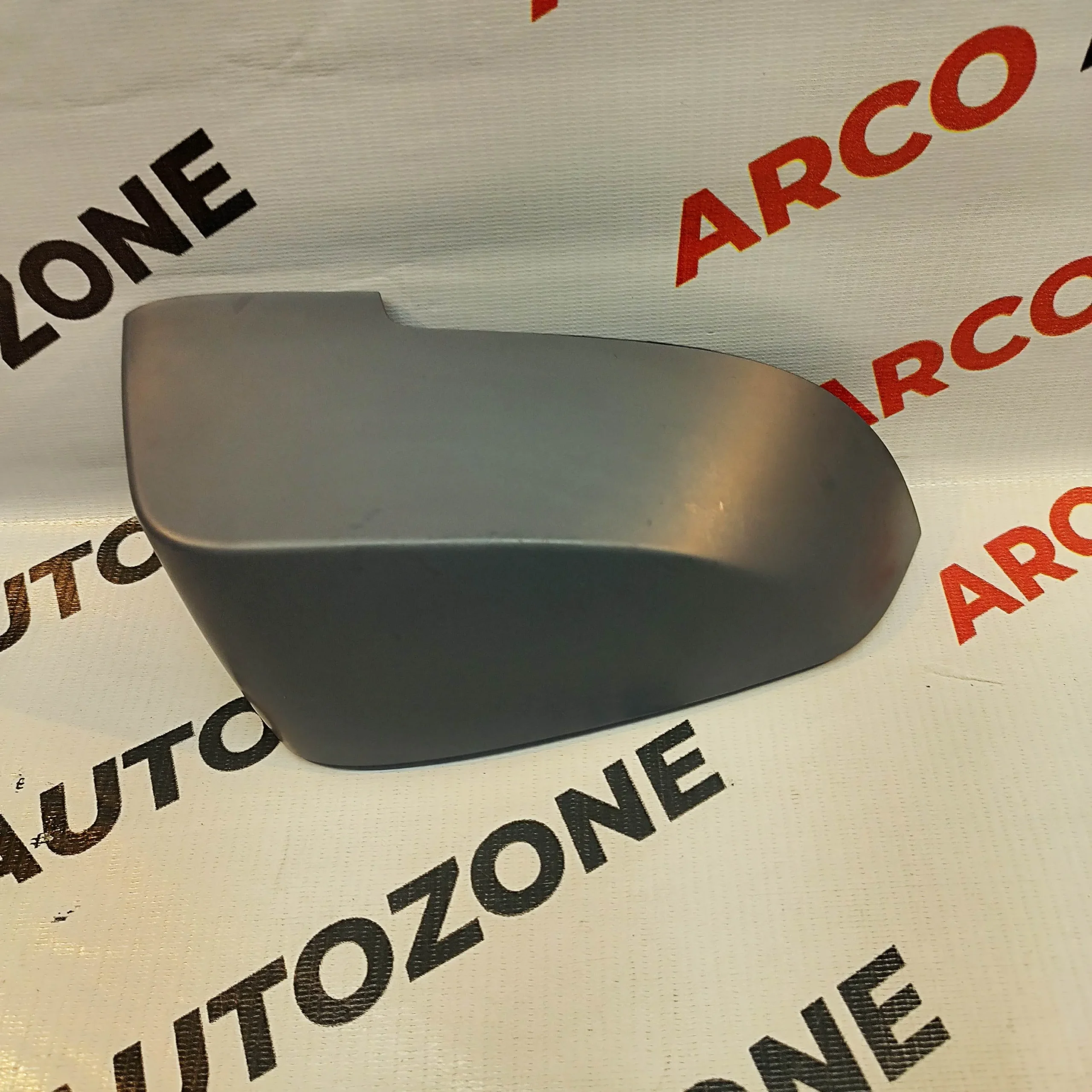 BMW X5 OLD F18 SIDE GLASS COVER LEFT SIDE