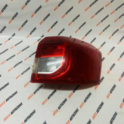 MARUTI SUZUKI BREZZA NON LED SEMI USED RIGHT HAND