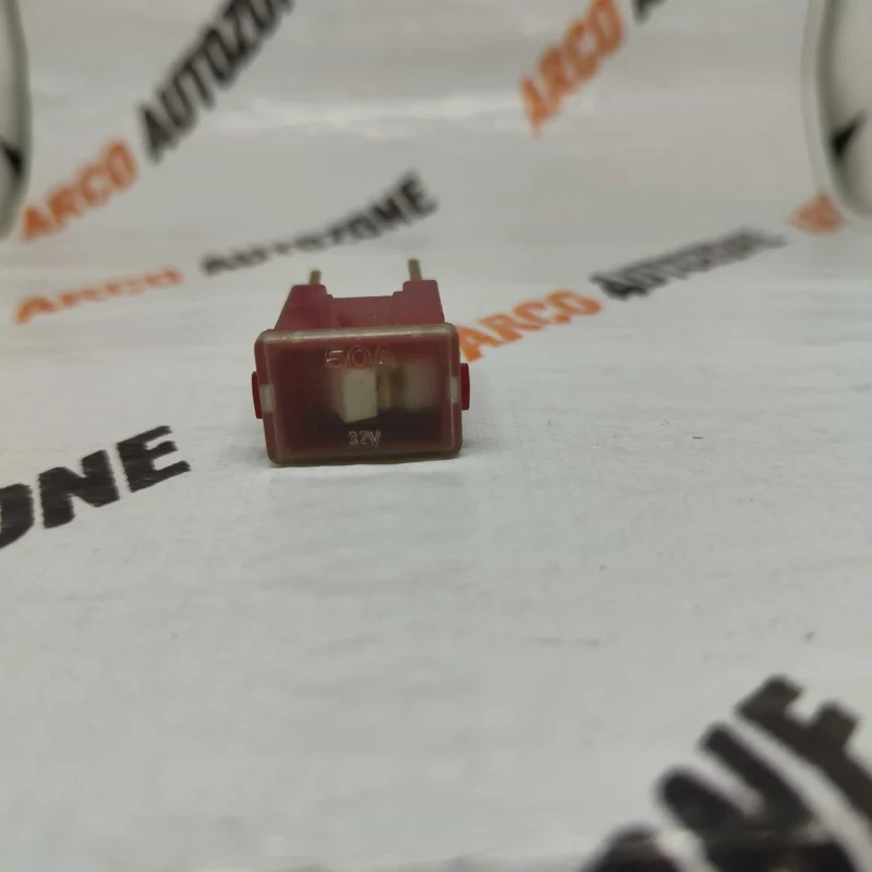 BT MALE 50 AMP RED FUSE