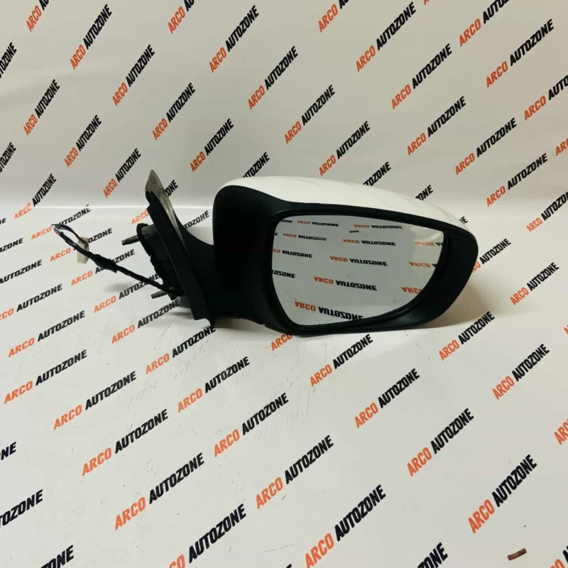 MARUTI SUZUKI CIAZ 5 WIRE SEMI USED OUTSIDE MIRROR RIGHT SIDE
