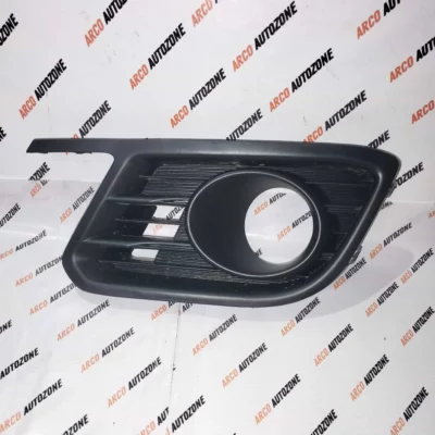 MARUTI SUZUKI CIAZ 1ST GEN OE 71761M79M10 FOG LAMP COVER LEFT SIDE