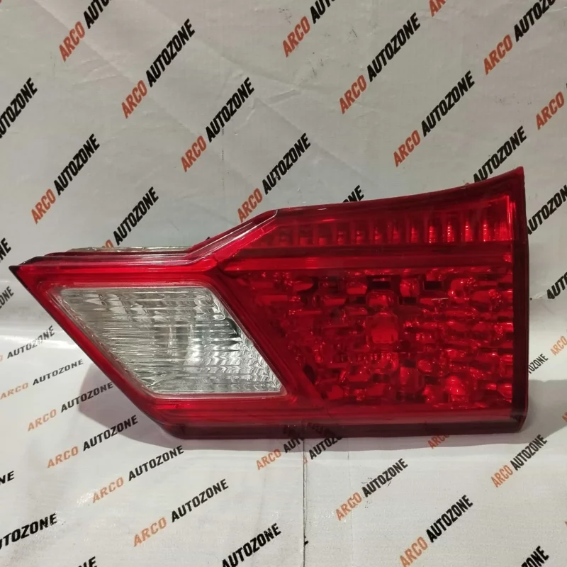 HONDA CITY 7TH GEN SEMI USED DICKY LIGHT RIGHT SIDE