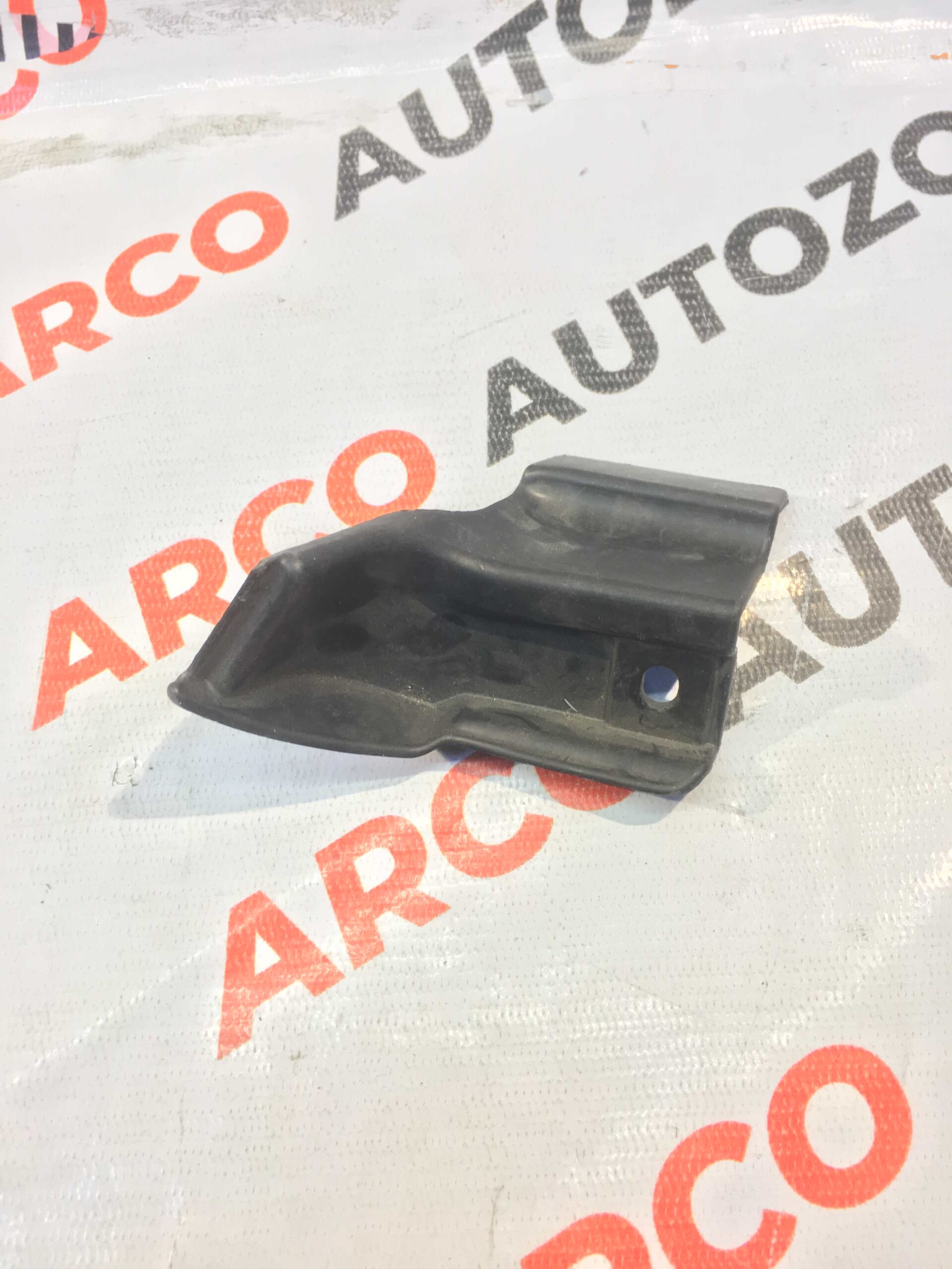 COWEL TOP KONE RIGHT SIDE HYUNDAI VERNA 2007 HYU 861601E050