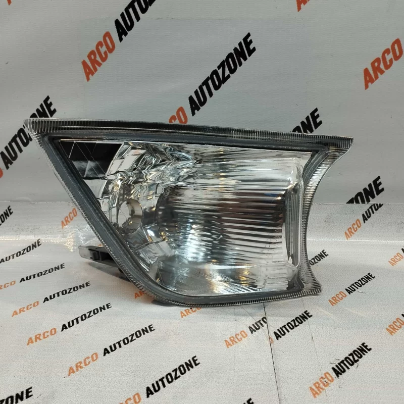 TOYOTA CRYSTA AUTOGOLD AG00407 FOG LAMP RIGHT SIDE