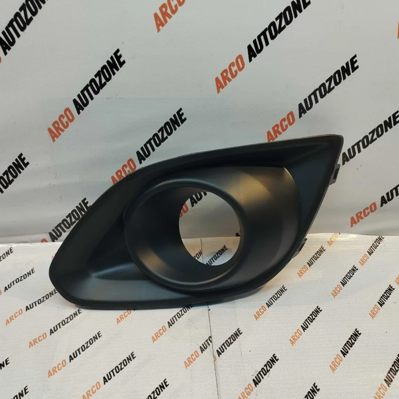 MARUTI SUZUKI DZIRE 2012  HOLE MGP 7175175L FOG LAMP COVER LEFT SIDE