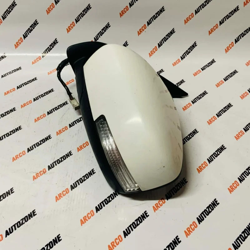 MARUTI SUZUKI DZIRE 2018 7 WIRE SEMI USED OUTSIDE MIRROR LEFT SIDE - Image 3