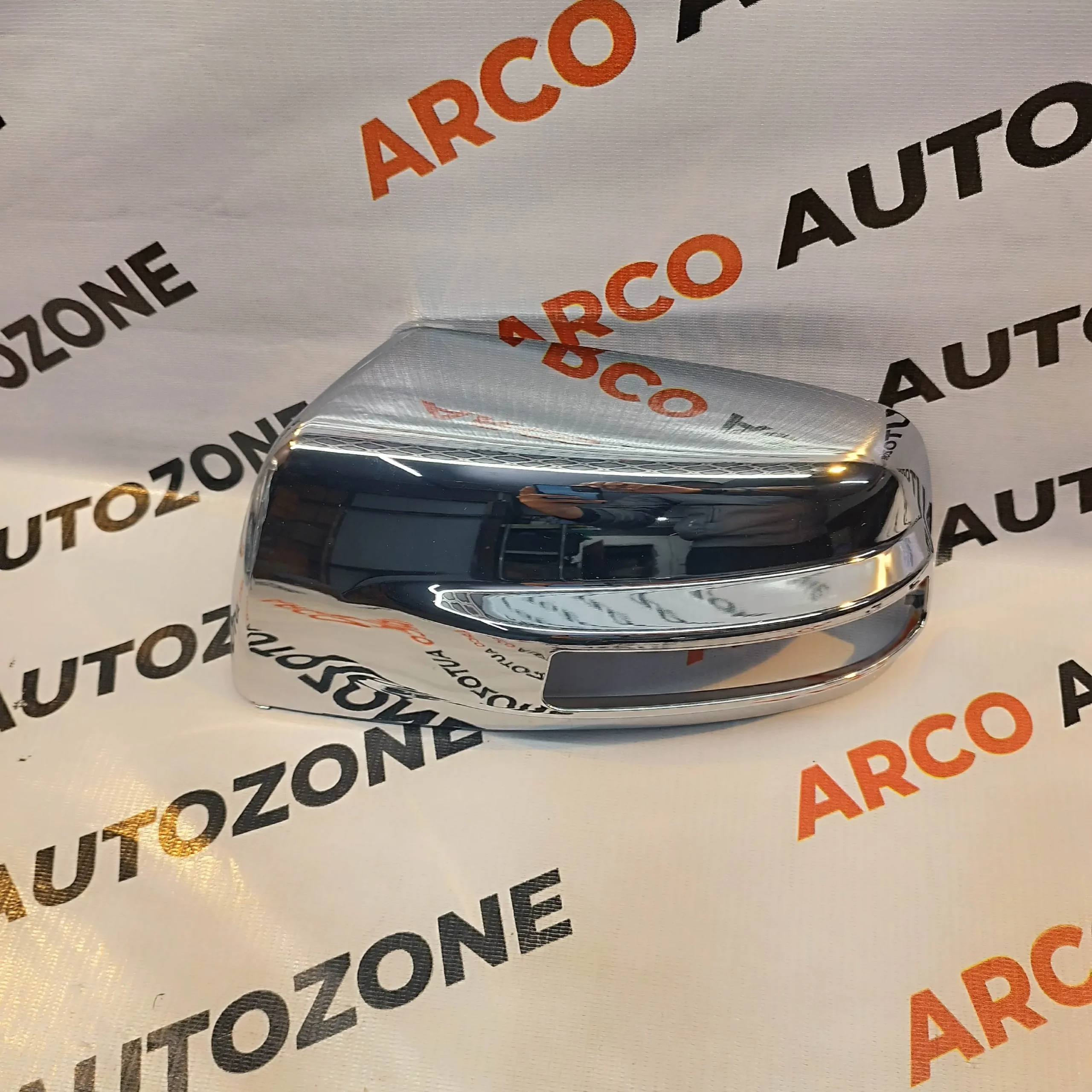 FORD ENDEVOUR 2ND GENERATION WITH INDICATOR CHROME SIDE GLASS COVER LEFT SIDE