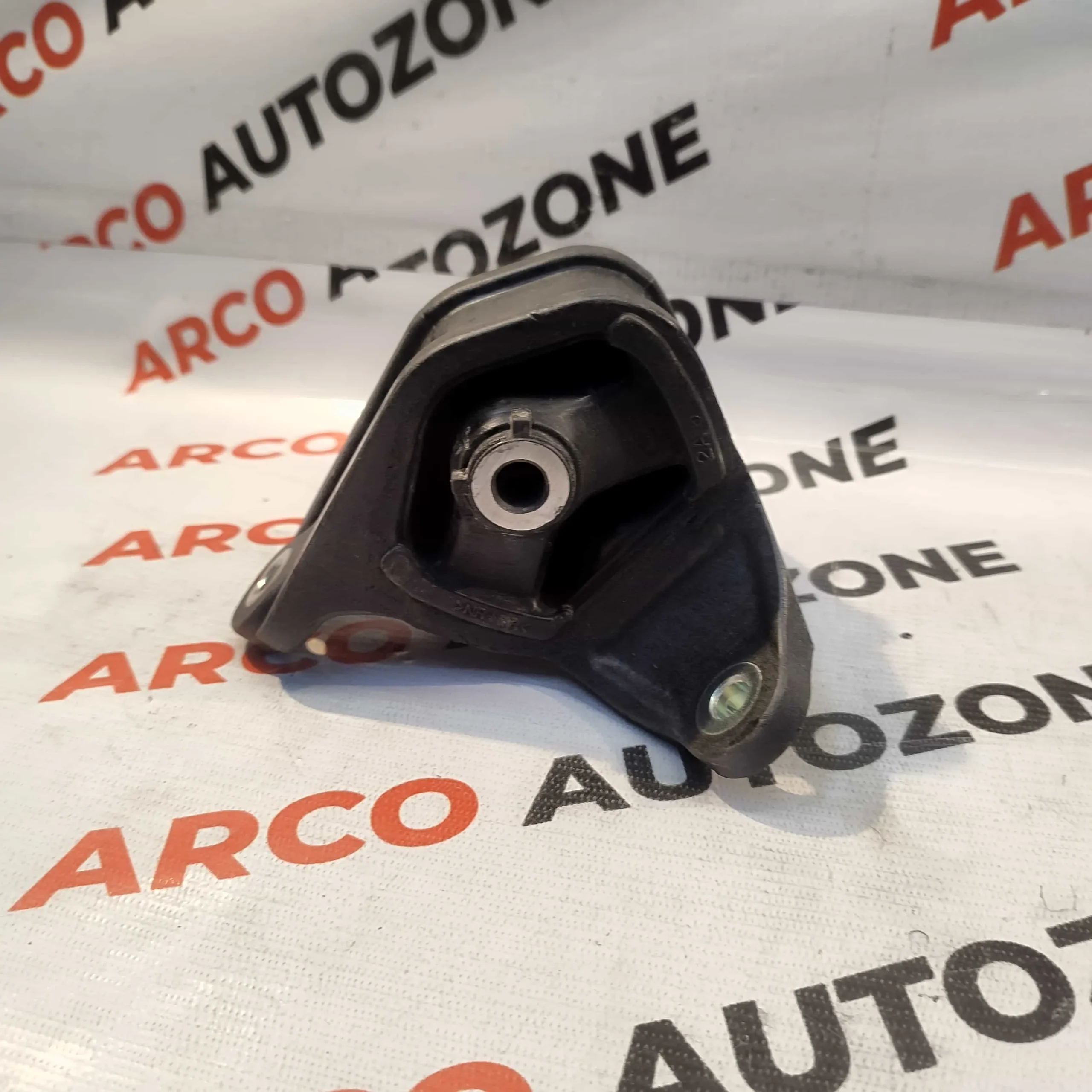 BRACKET ASSY-ENGINE MOUNTING HONDA ACCORD 4th GEN PLASTIC