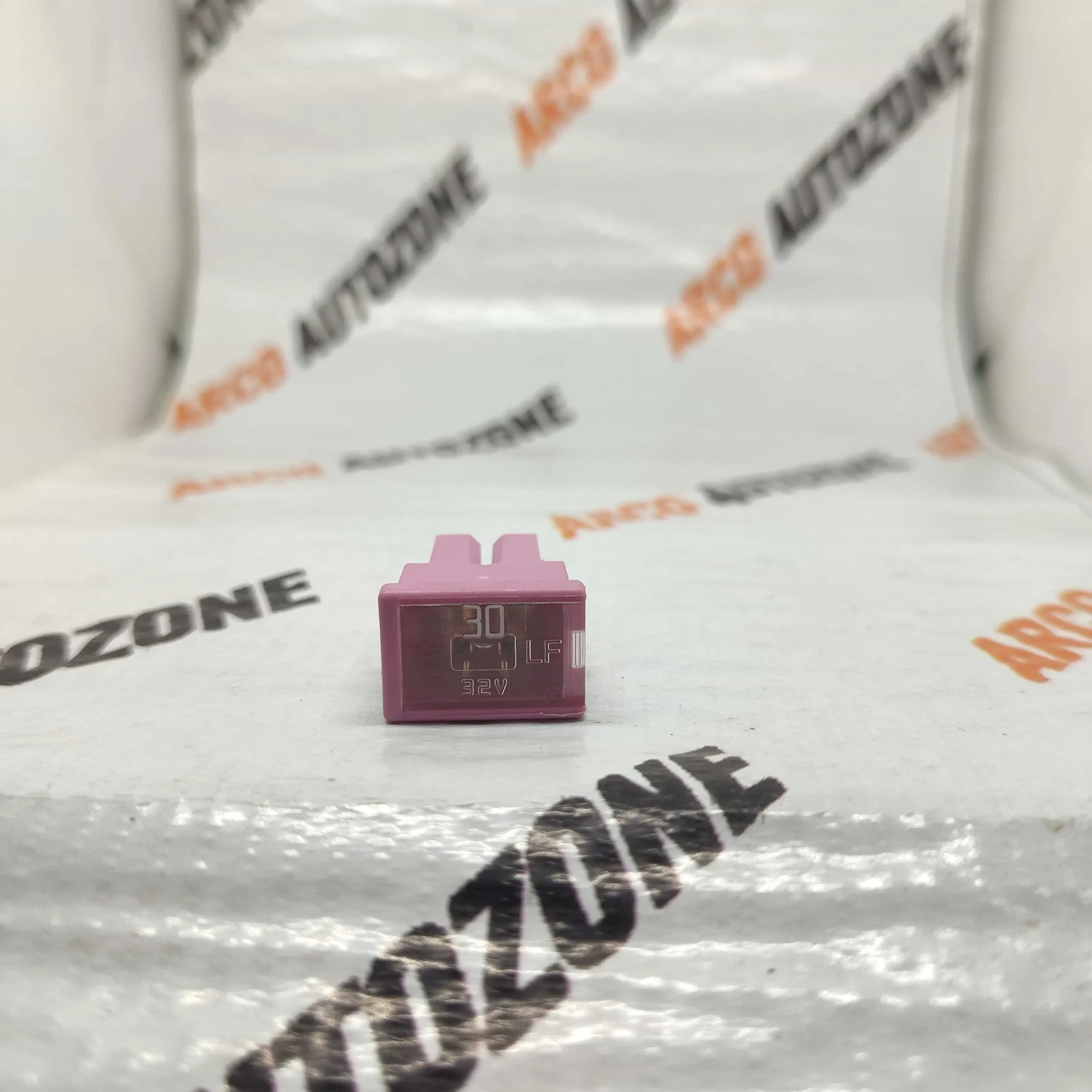 FUSE AS FEMALE 30 AMP