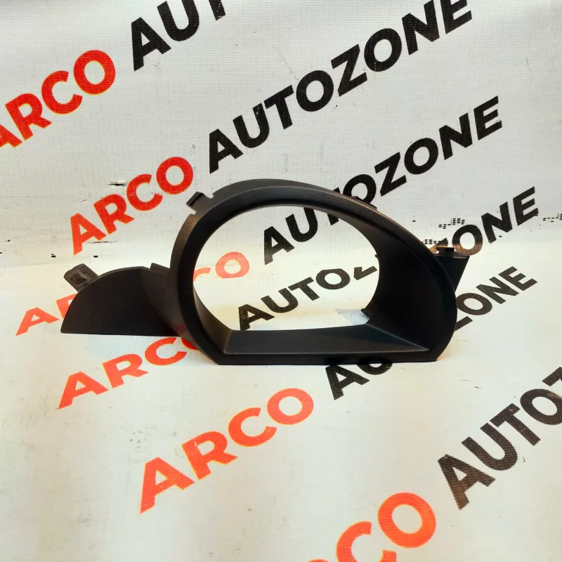FOG LAMP COVER RIGHT SIDE AUDI Q7 OLD MODEL IMPORTED 4L0807490