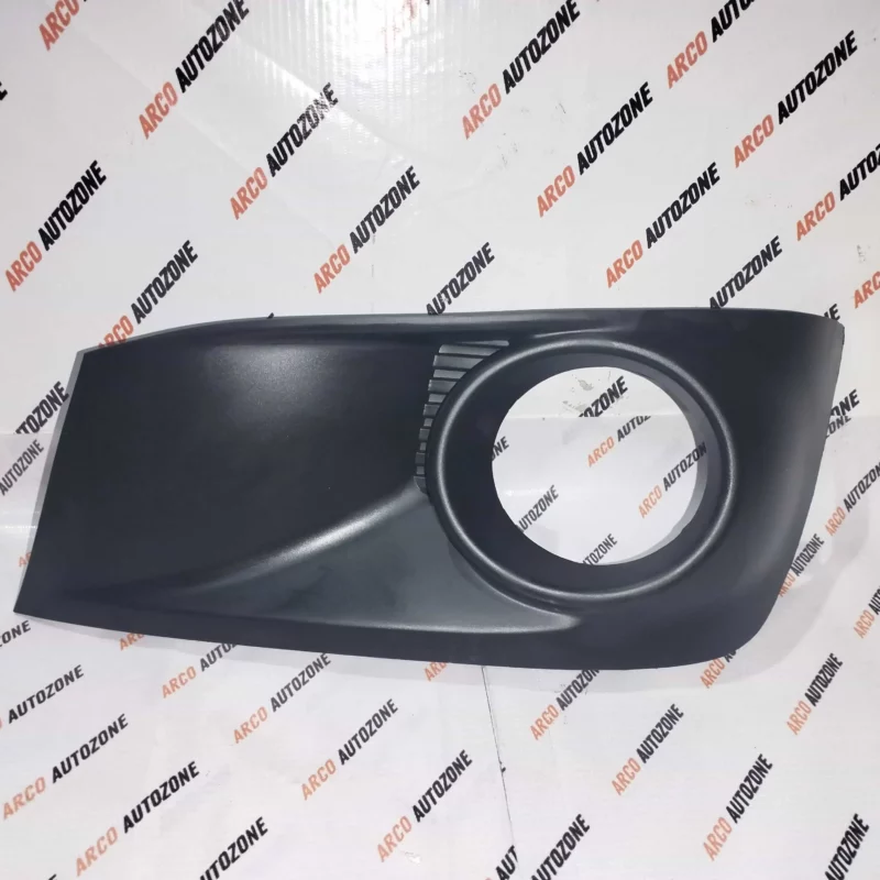 TOYOTA FORTUNER GEN 2 BLACK  FOG LAMP COVER LEFT SIDE