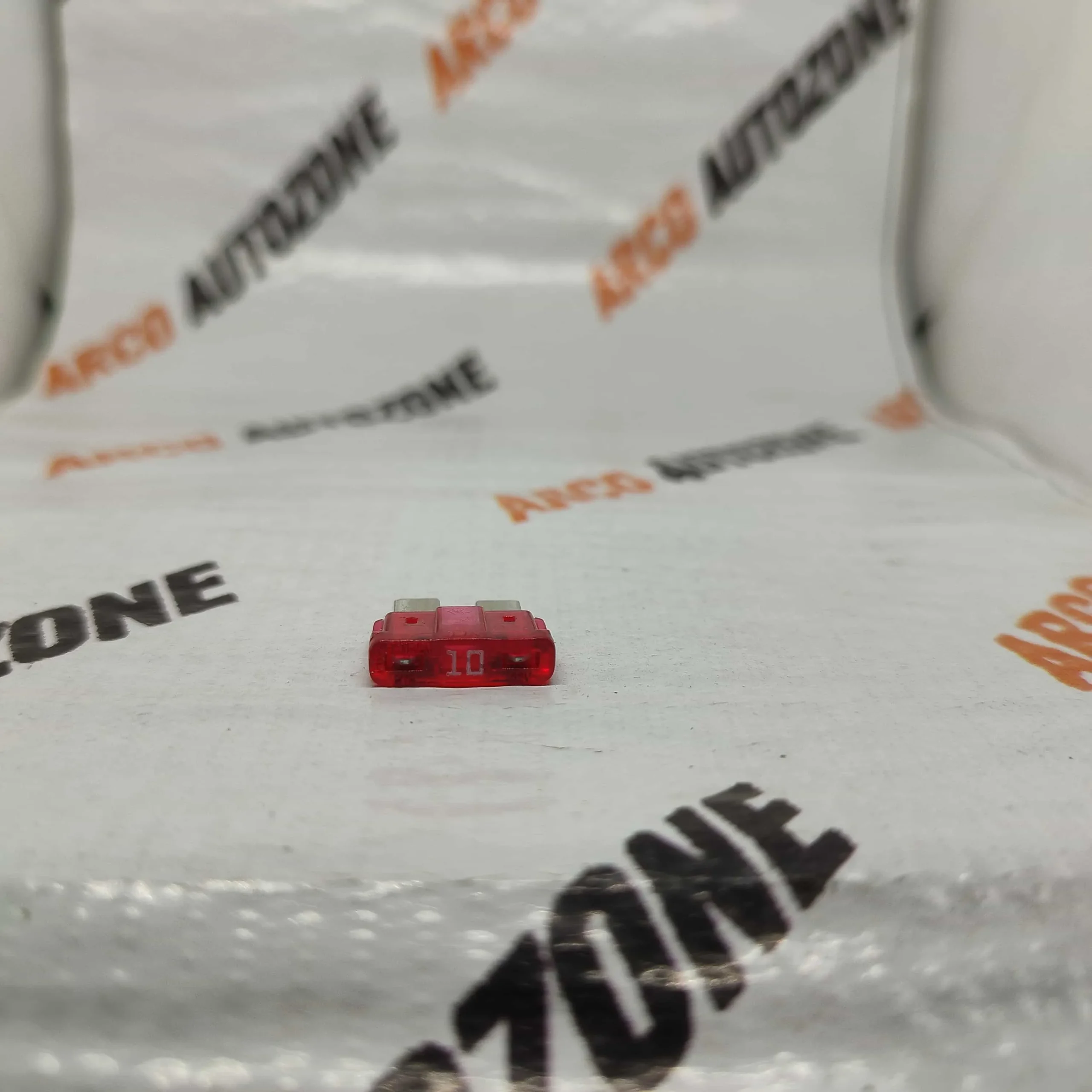 FUSE BLADE 10 AMP RED VINE
