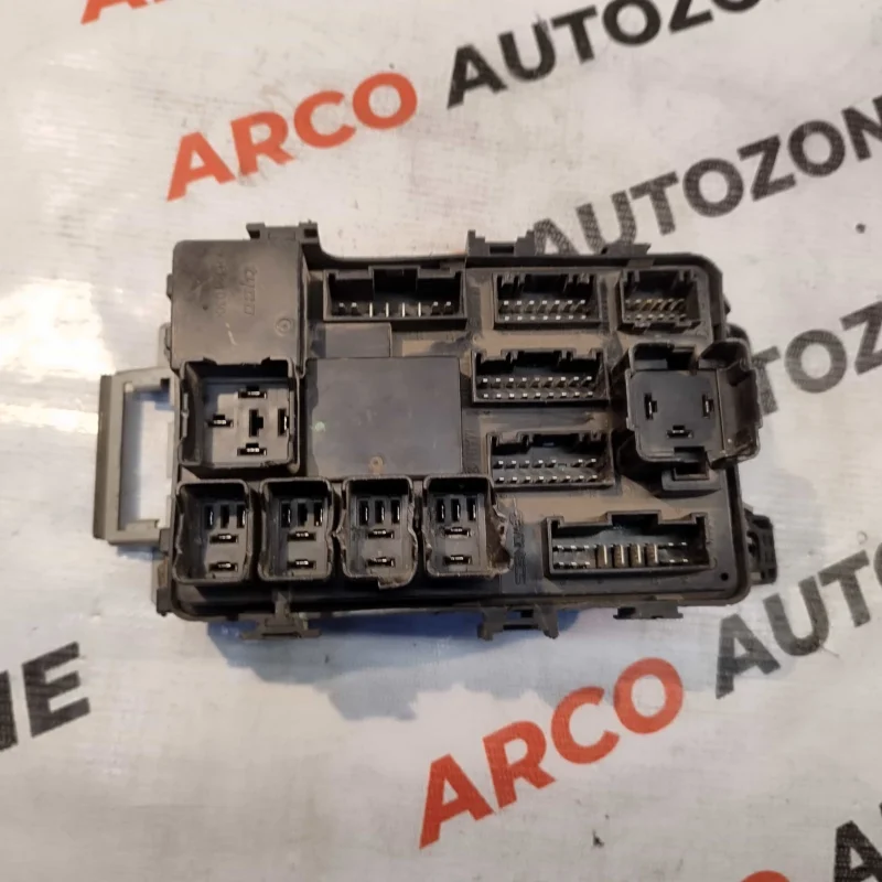 FUSE BOX HYUNDAI VERNA 1st GEN HYU 919501G010 - Image 2