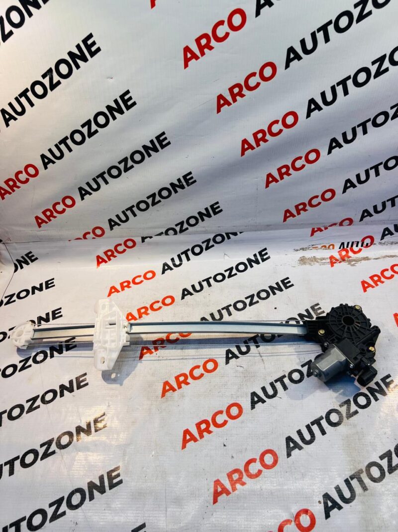 GLASS MACHINE HONDA CITY 7TH GEN REAR LEFT SIDEWITH MOTEROR