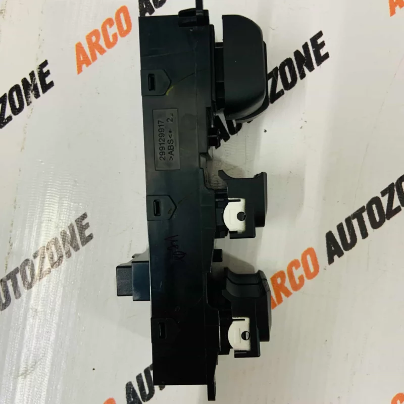 HYUNDAI GRAND WINDOW SWITCH MAIN - Image 4