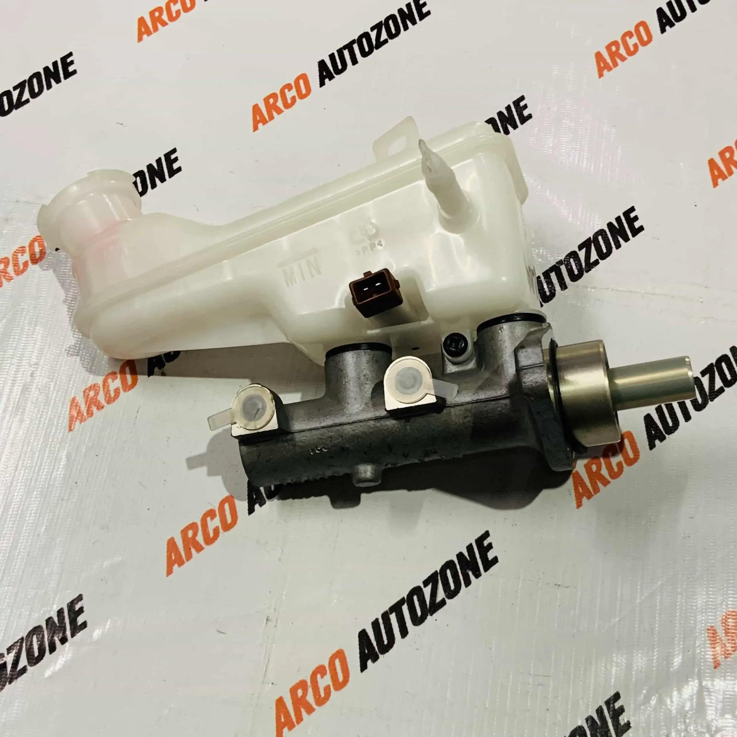 Hyundai i20 master cylinder price best sale
