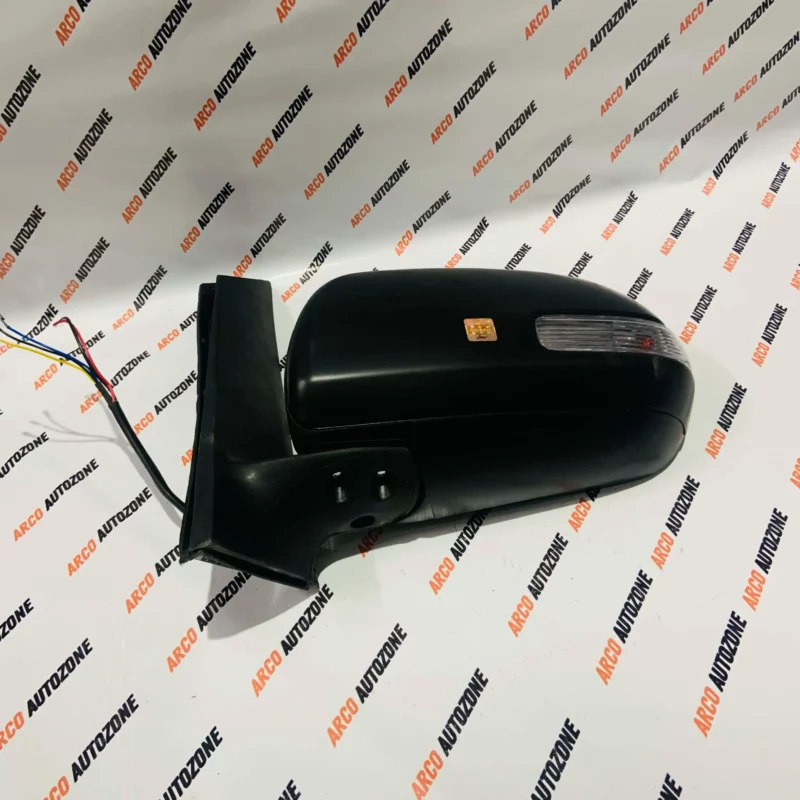TOYOTA INNOVA 2ND GEN INDICATOR KOITO OUTSIDE MIRROR LEFT SIDE - Image 3