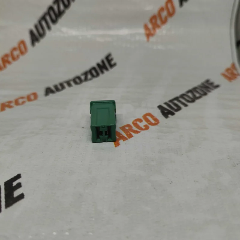 J CASE FUSE 40 AMP GREEN FUSE - Image 2