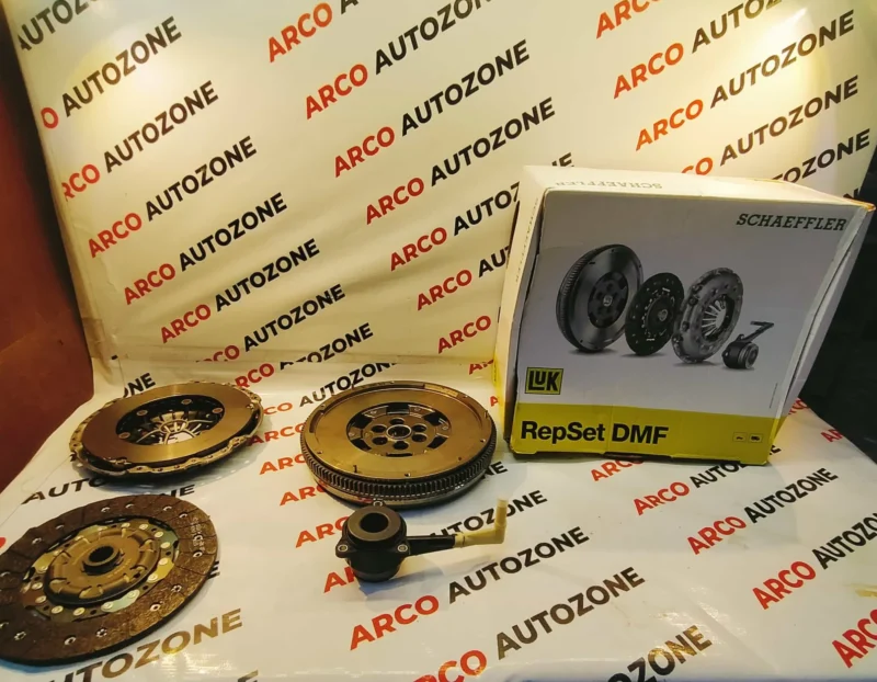 FLY WHEEL CLUTCH KIT SKODA JETTA 2ND GEN DIESEL LUK 6000299000E - Image 3
