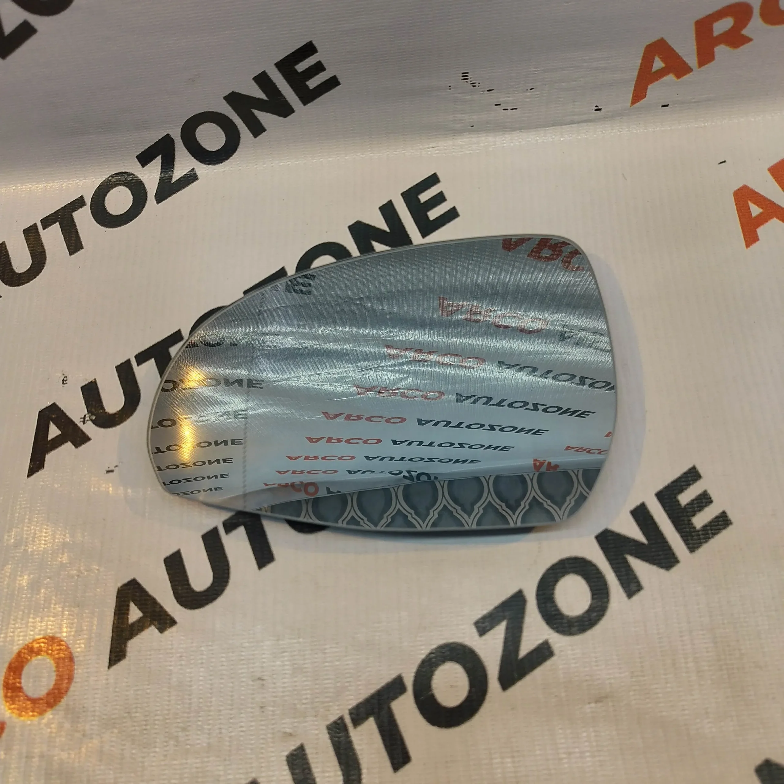 MERCEDES W206 2021 SUB MIRROR GLASS PLATE RIGHT SIDE