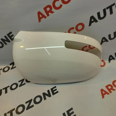 MITSUBISHU OUTLANDER WITH INDICATOR SIDE GLASS COVER LEFT SIDE