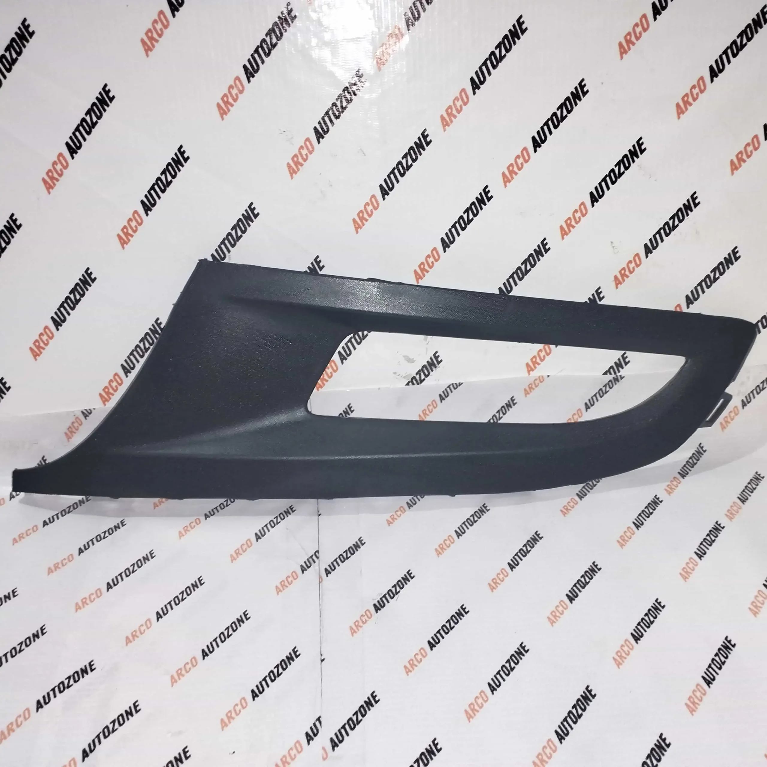 VOLKSWAGEN POLO GEN 1  HOLE ACCURATE VWDPO1FLCW FOG LAMP COVER LEFT SIDE