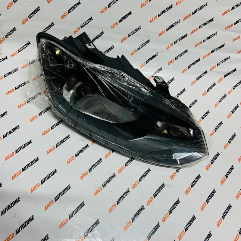 VOLKSWAGEN POLO VENTO BLACK HL5593A HEAD LIGHT RIGHT SIDE - Image 2