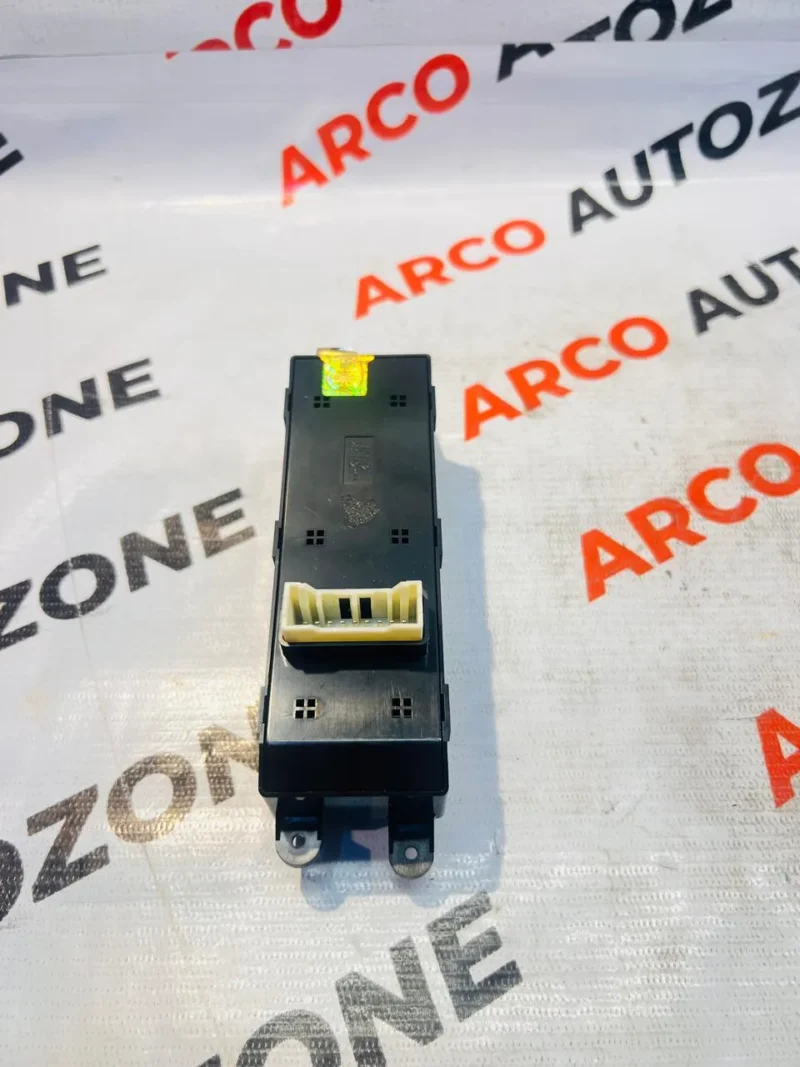 POWER WINDOW SWITCH MAIN WITH AUTO BUTTON HYUNDAI CRETA GAPC - Image 2
