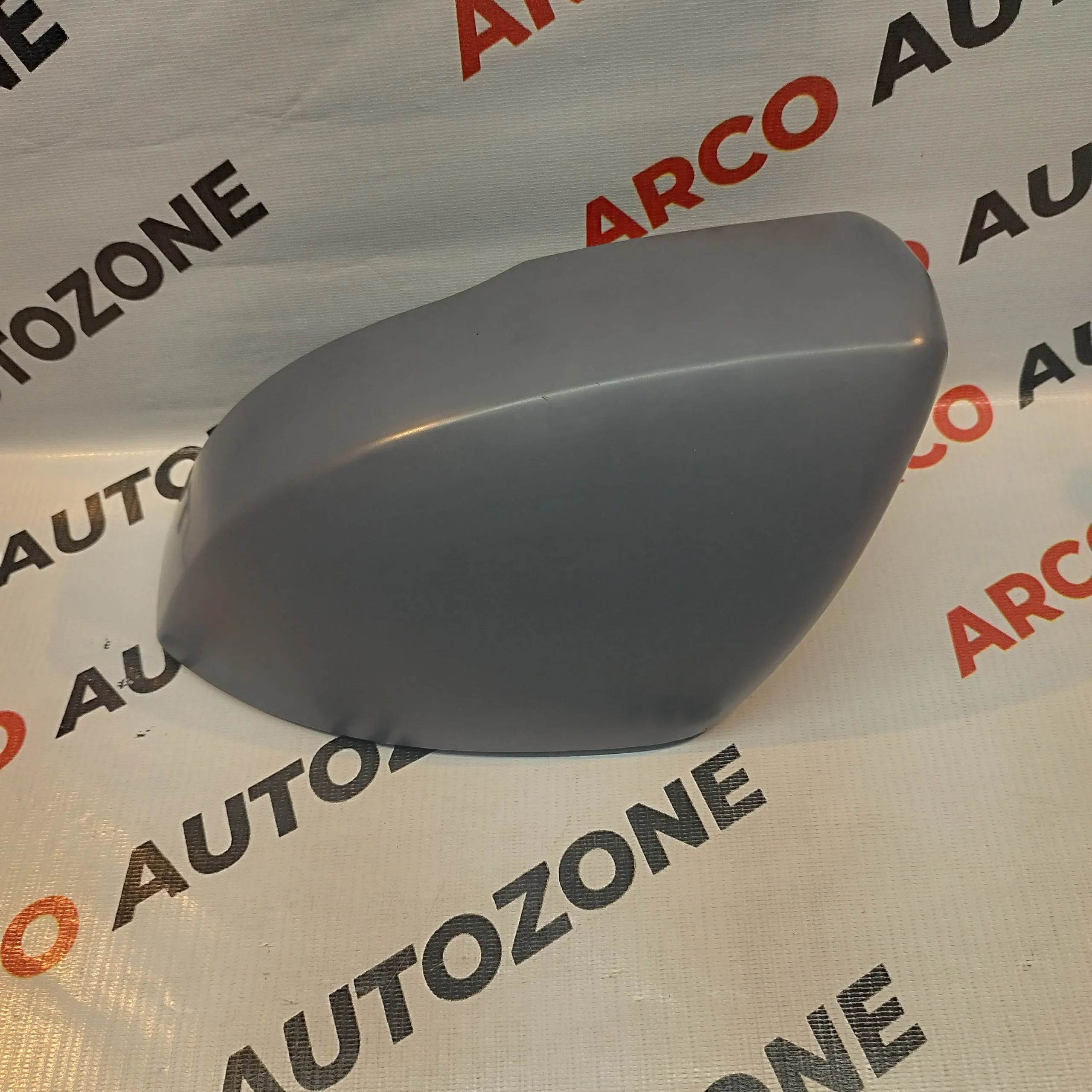 RANG ROVER 2014 SIDE GLASS COVER LEFT SIDE