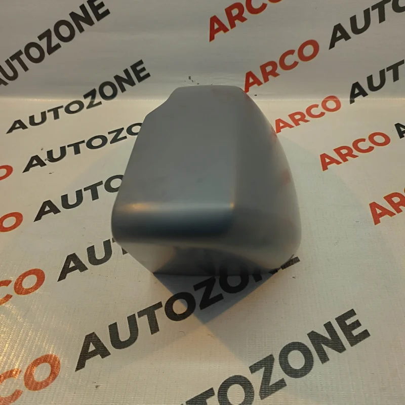 RANG ROVER 2014 SIDE GLASS COVER RIGHT SIDE - Image 2