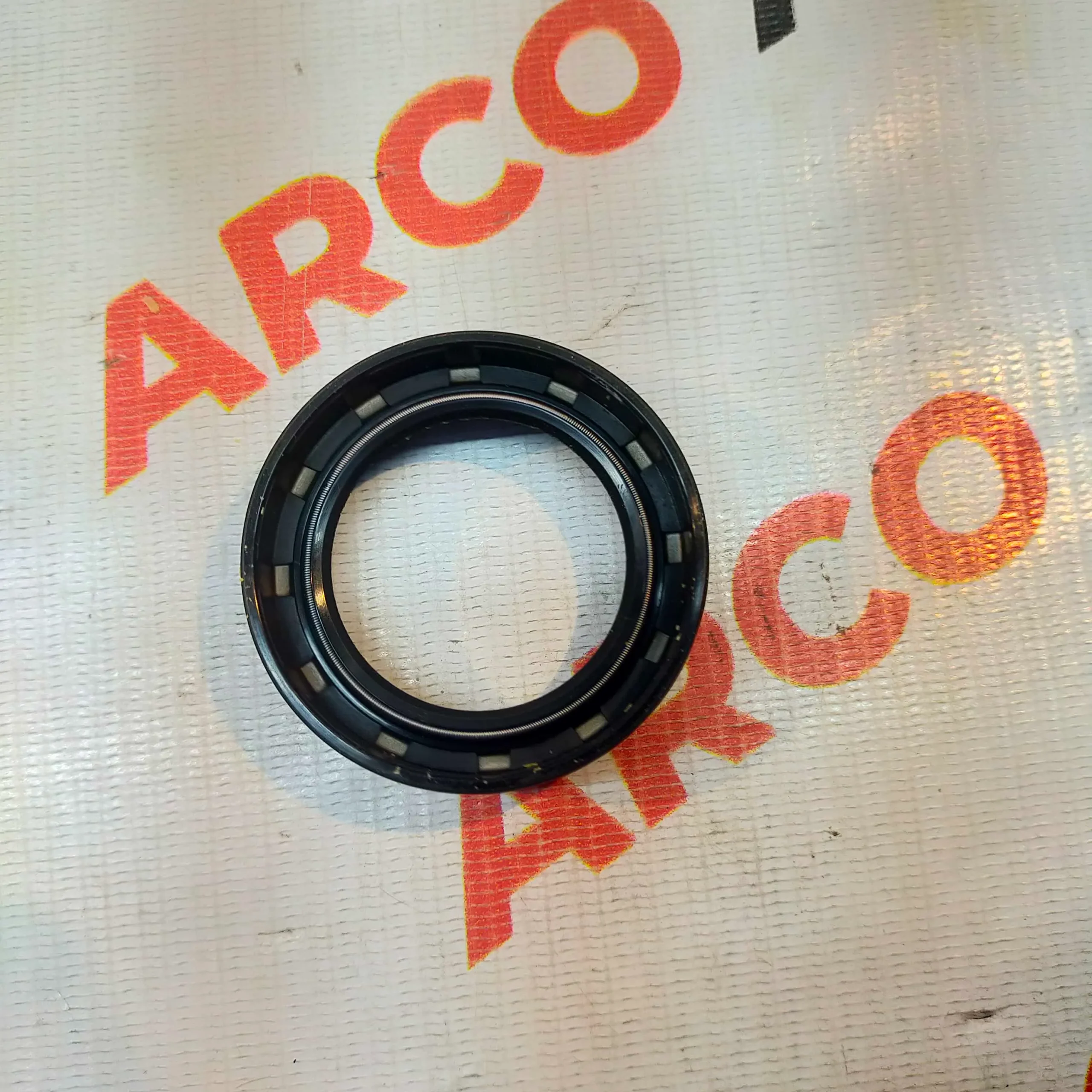 AXLE SEAL MARUTI SUZUKI PETROL CAR RIGHT SIDE 27431M74L00