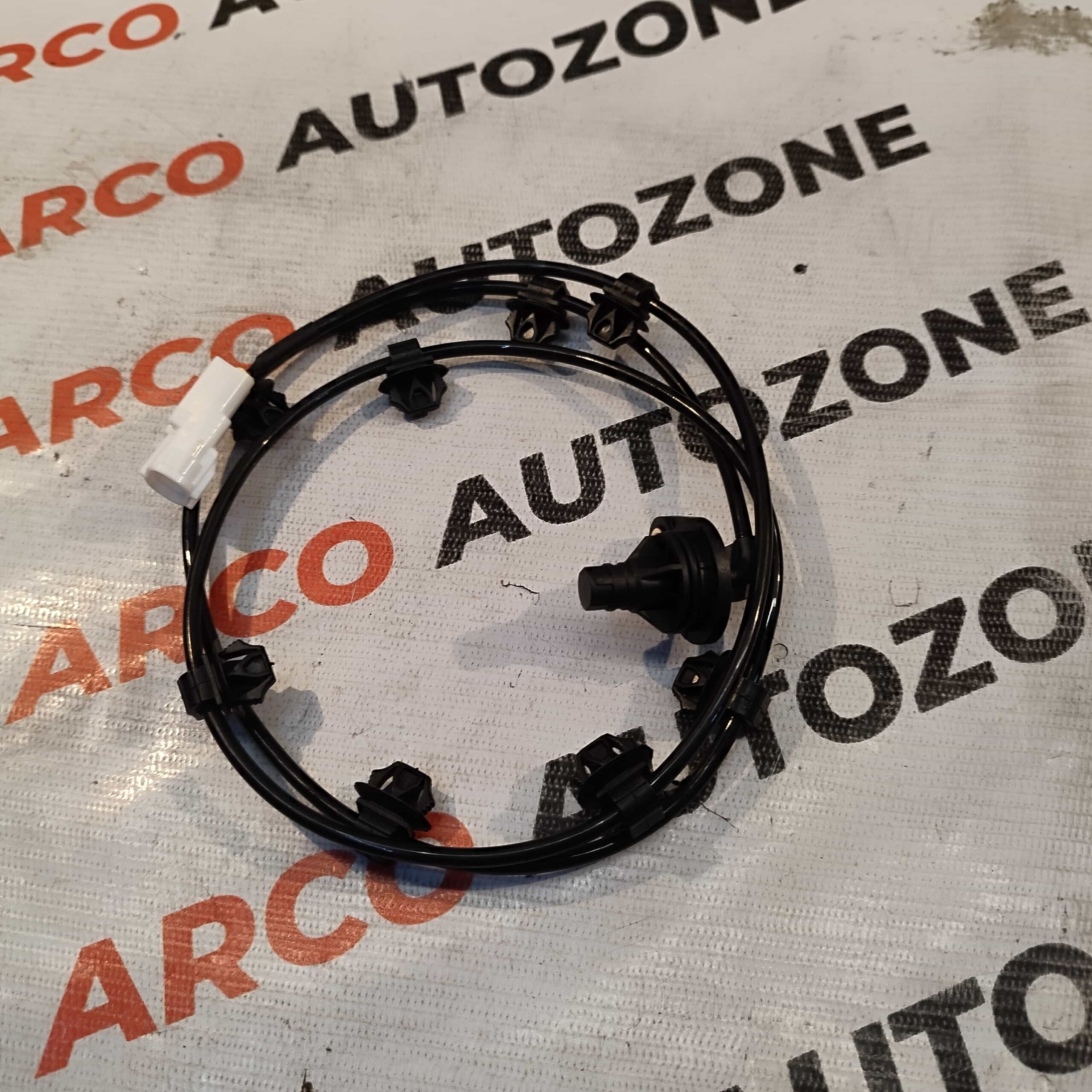 REAR ABS SENSOR REAR RIGHT HAND TOYOTA CRYSTA IMPORTED