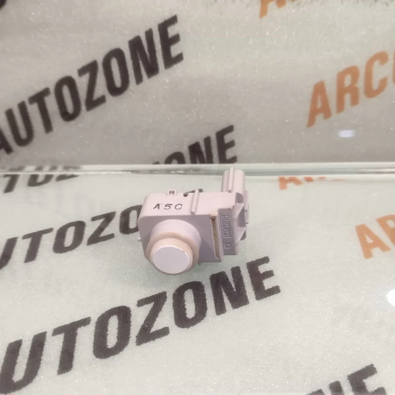 REAR BUMPER SENSOR HYUNDAI VERNA 2012 CRETA HYU 957201R000