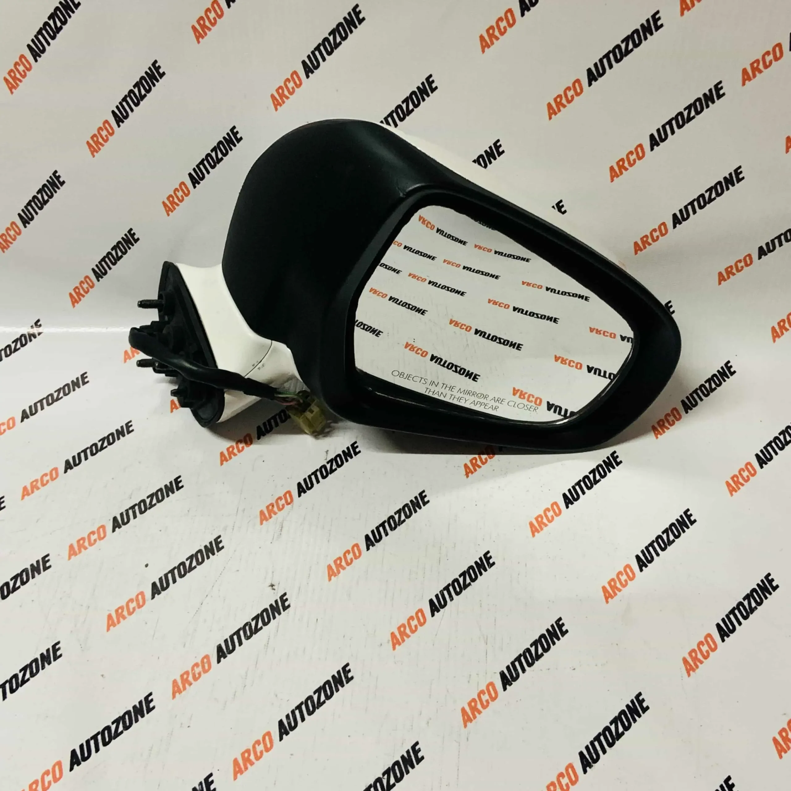 MARUTI SUZUKI SCROSS 5 WIRE SEMI USED OUTSIDE MIRROR RIGHT SIDE