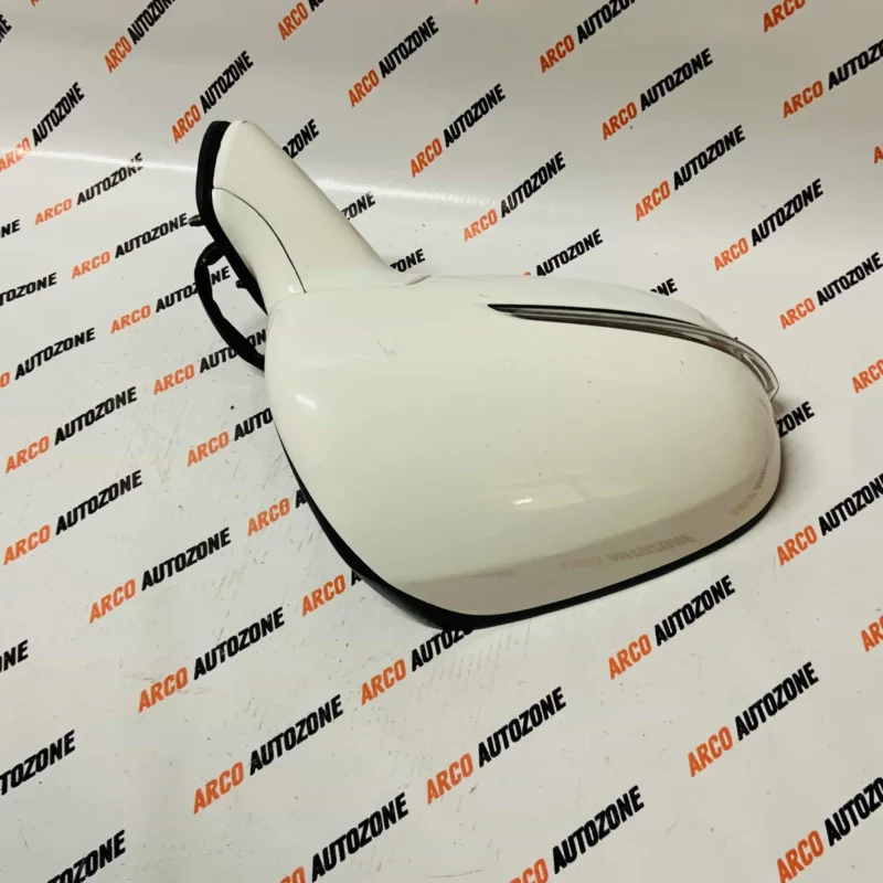MARUTI SUZUKI SCROSS 5 WIRE SEMI USED OUTSIDE MIRROR RIGHT SIDE - Image 2