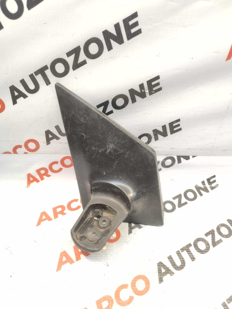 OUTSIDE MIRROR BRACKET RIGHT HAND TOYOTA ALTIS 1st GEN