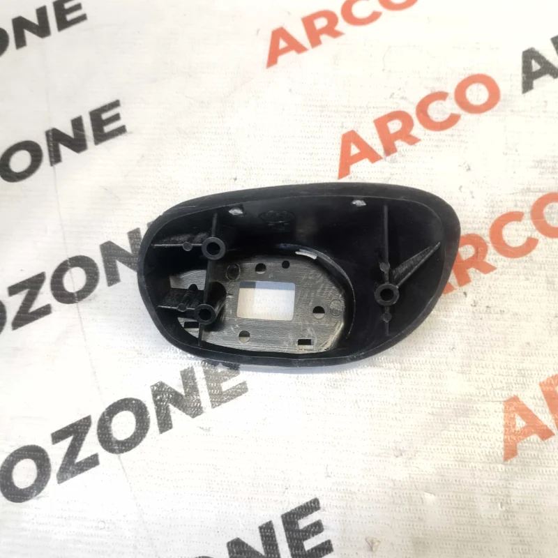 SIDE GLASS BRACKET HONDA CIVIC RIGHT HAND IMPORTED - Image 2