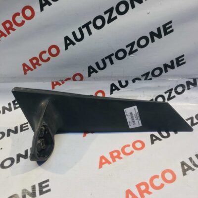 SIDE GLASS BRACKET LEFT HAND TOYOTA INNOVA IMPORTED NE