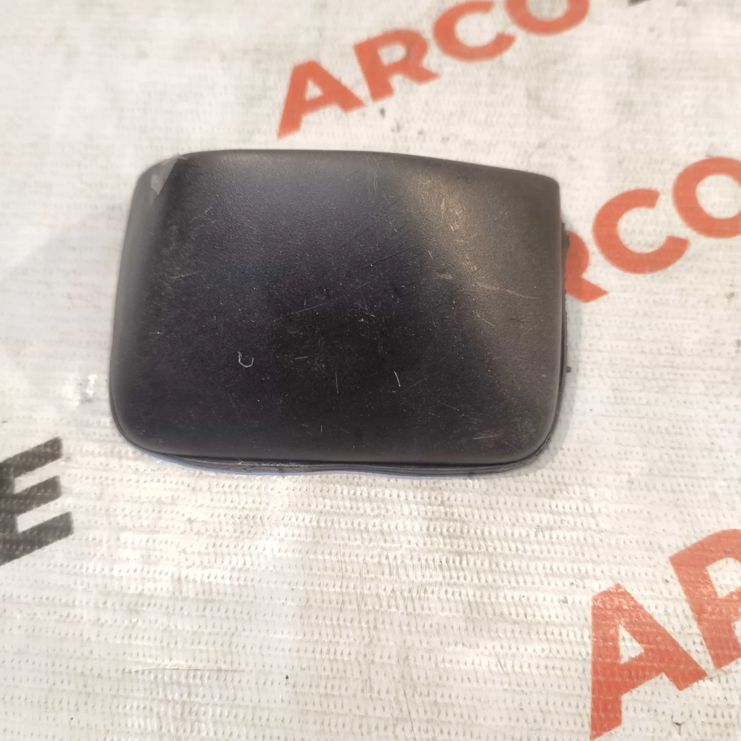 SKULL CAP SIDE GLASS COVER LOWER MARUTI SUZUKI WAGONAR K RIGHT SIDE KA