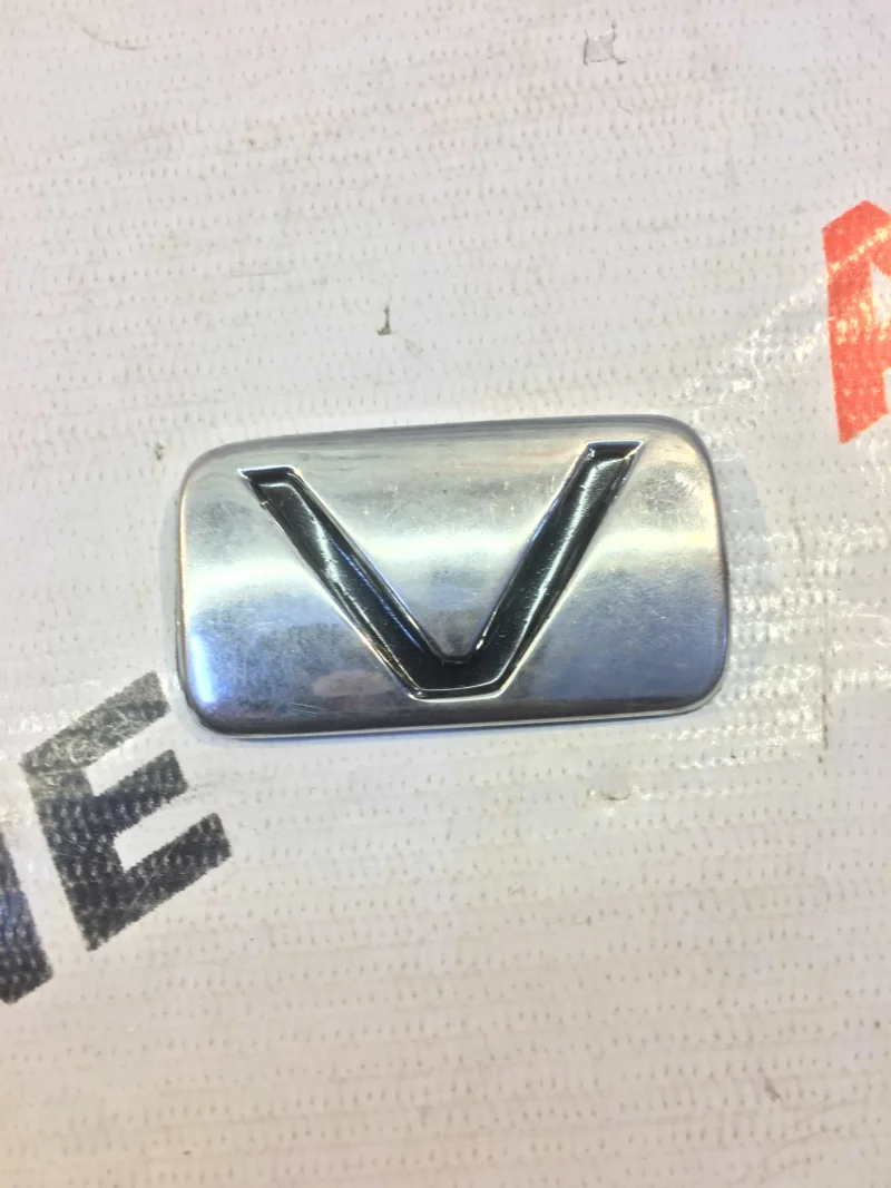 SINGLE LOGO V