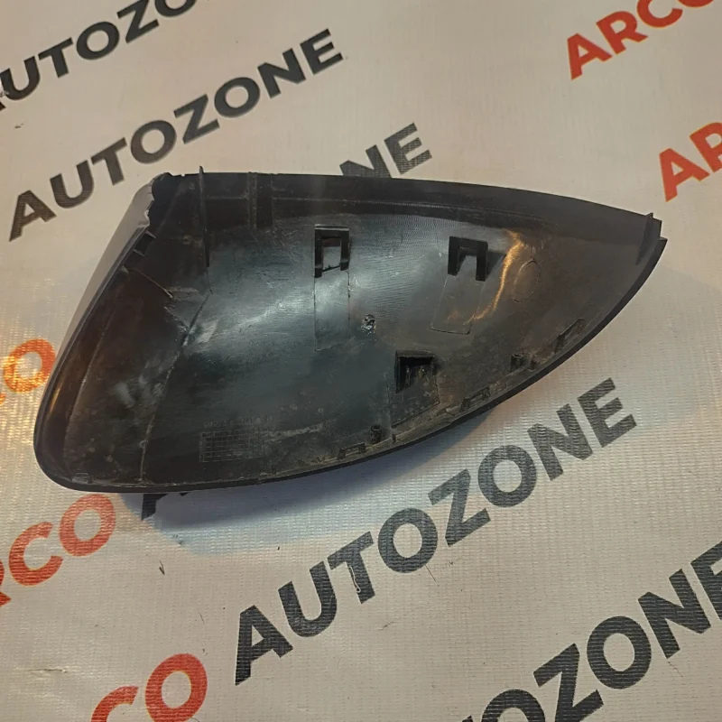 SKODA YETI SIDE GLASS COVER LEFT SIDE - Image 3