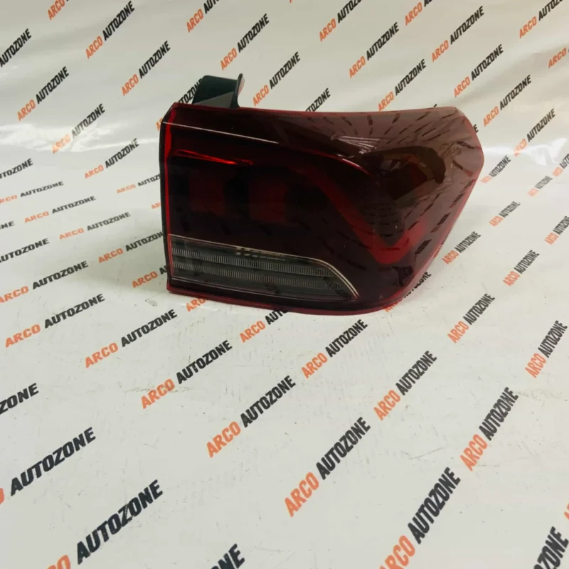 KIA SONET LED SEMI USED RIGHT HAND
